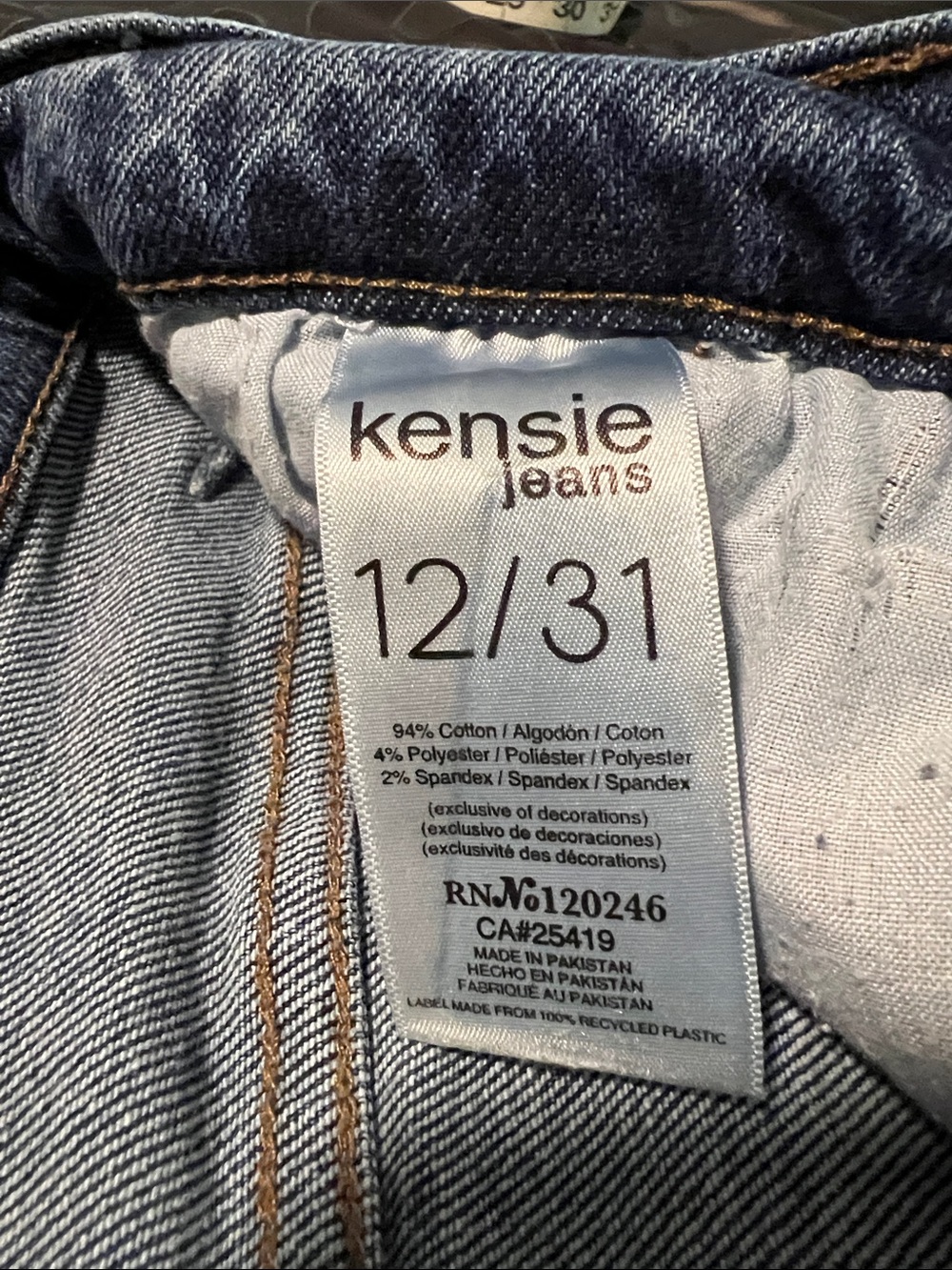Kensie Allie High Rise Slim Straight Ankle Crop Med. Blue Distressed Jeans 12/31 - Picture 13 of 13
